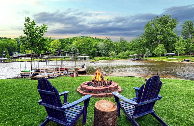 Cozy Cove Cabin – The Perfect Ozark Retreat!