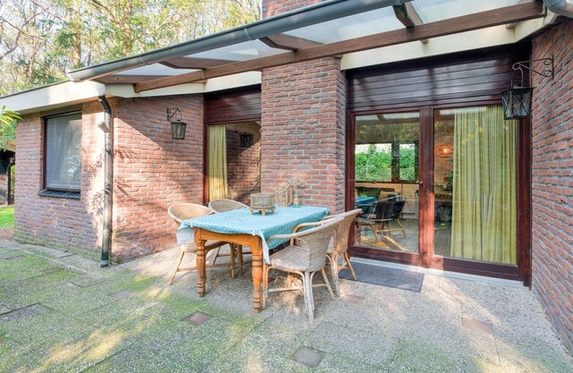 Cozy Holiday Home in Zorgvlied with Private Garden