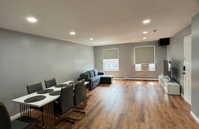 Cozy Home, Easy Access to NYC