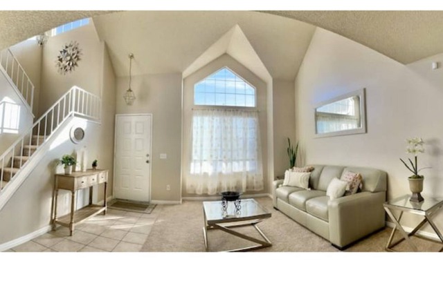 Cozy home in Hesperia, 26 mi from Wrightwood