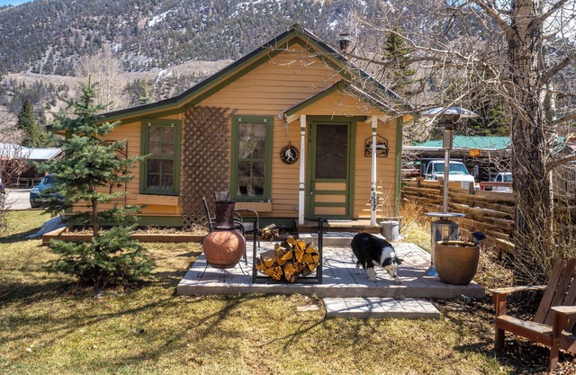 Cozy home near Alpine Loop in downtown Lake City. Off street parking available.