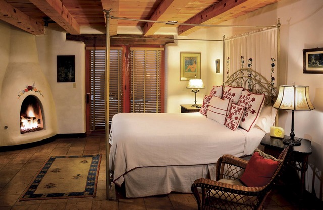Cozy Hotel Suite in Charming Downtown Sedona, Pet Friendly