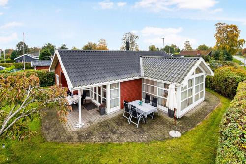 Cozy House In Grenaa, Close To A Lovely Sandy Beach