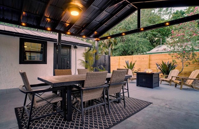 Cozy King Suite | Sebastian 2mi to Wabasso Beach