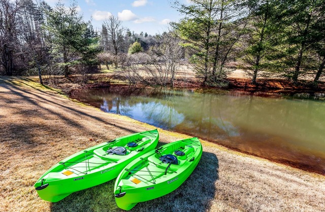 Cozy Mountain Retreat with Private Trails & Ponds