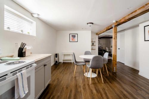 Cozy Portland Home Steps from Food - Sleeps 4