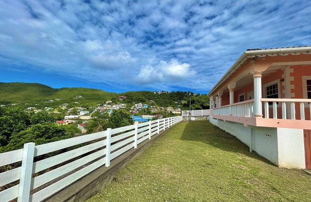 Cozy Seaview House in heart of Port Elizabeth
