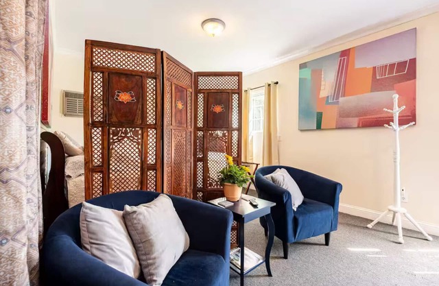 Cozy Studio in Country Setting minutes from Cabarrus Arena and more!