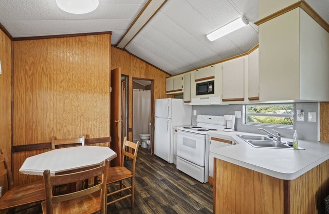 Cozy tiny house near Darlington Raceway in South Carolina