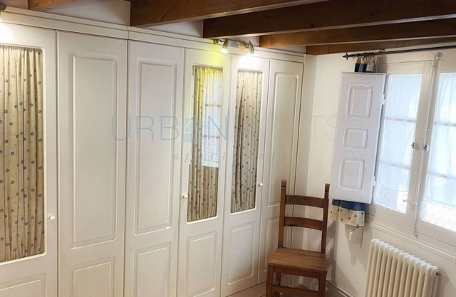 Cozy urban apartment with wifi and terrace