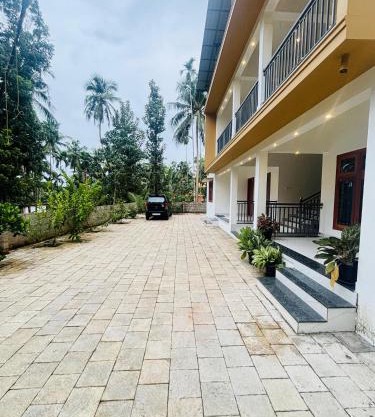 CT HOMESTAY, Omassery