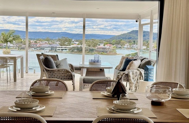 Daleys Escape on Daleys Point