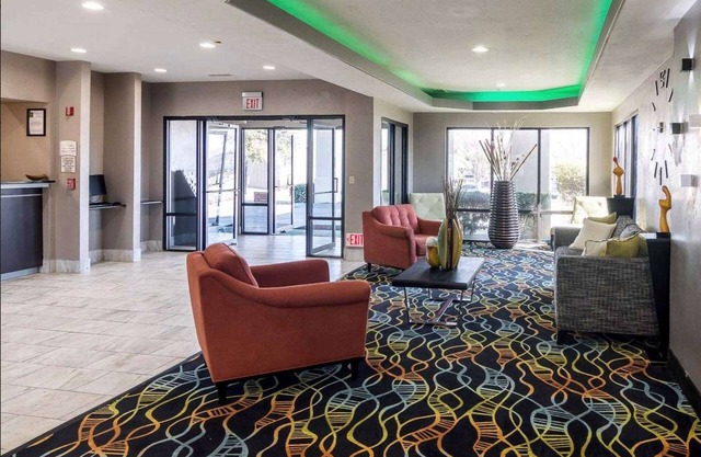 Days Inn by Wyndham Fort Worth North/Fossil Creek