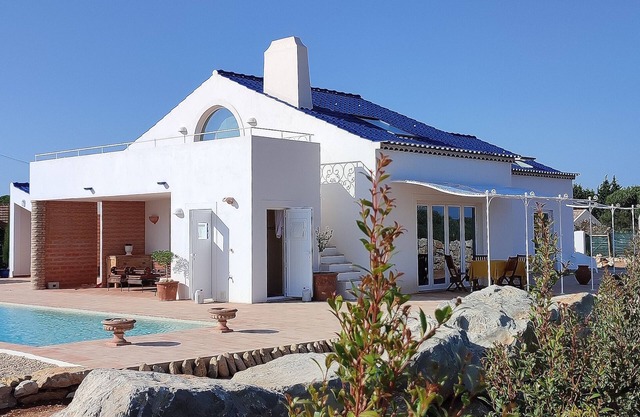 de Pedra e CalnnWhere the Sky meets the Sea