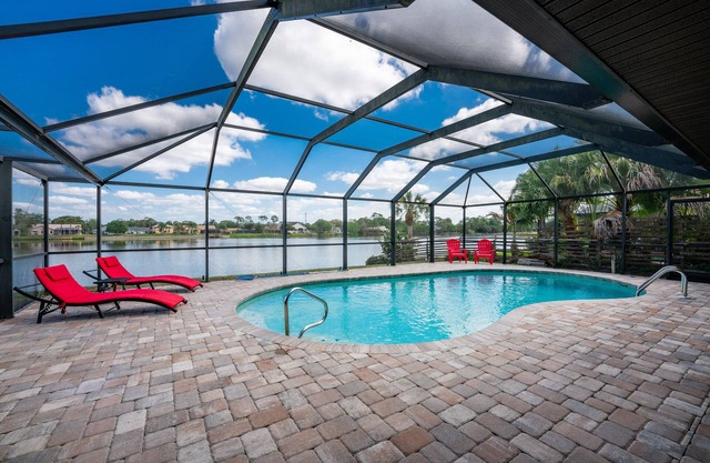 Deep discount Jan 2026 waterfront heated pool villa.amazing views