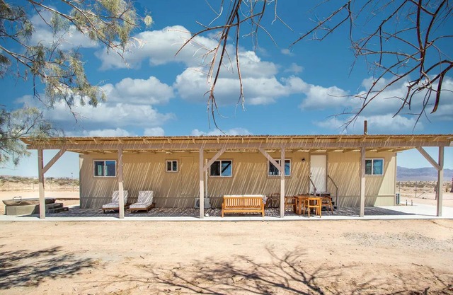 Desert Dream Cabin w/Healing Soaking Tub! Private Escape near Joshua Tree, CA