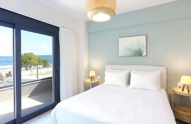 Dione Seaside Apartment with Sea View