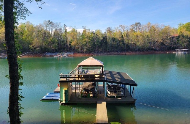 Dock Life at beautiful Norris Lake!