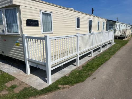 Dsmercer caravan sealands