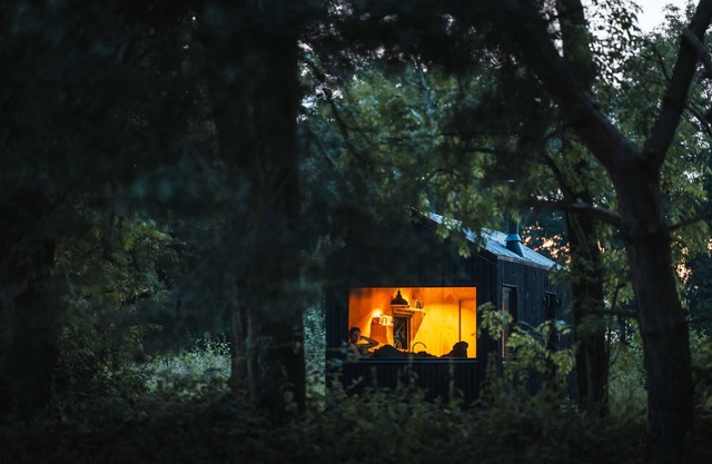 Eco Off-Grid Hideaway with Scenic Walks