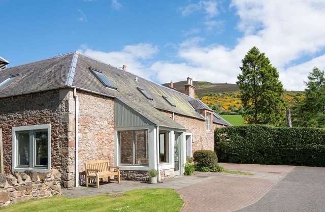Eildon Melrose Holiday Cottages & Log Cabins - The Croft