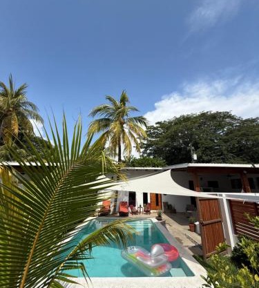 El Tunco Villa Oya 2 Surf Retreat Pool Tropical Vibes