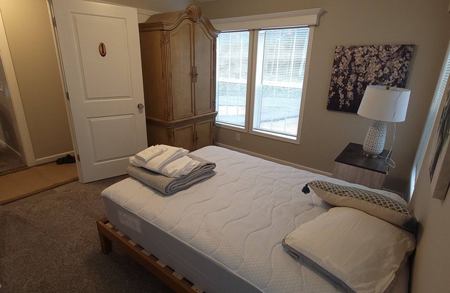 Enchanting 4-bedroom house with WiFi in Harbor Springs