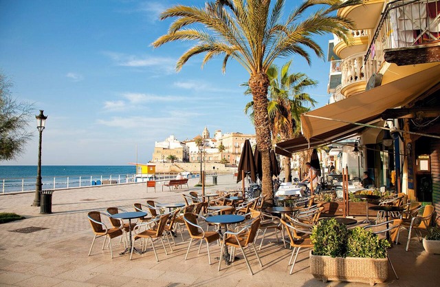 Enjoy the sunshine, the sea, the food, the people