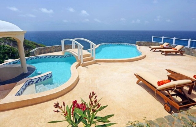 Equinox in Sea Breeze Hills by Personal Villas - Ideal for Honeymoon or Family