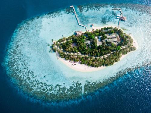 Eri Maldives - 50 percent off on roundtrip speedboat valid for stays till 25th December 2025
