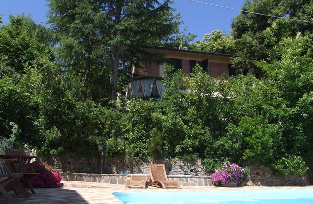 Erica' flat with shared pool