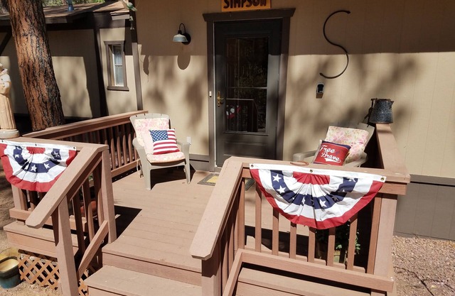 Escape to Cool Twin Pines!