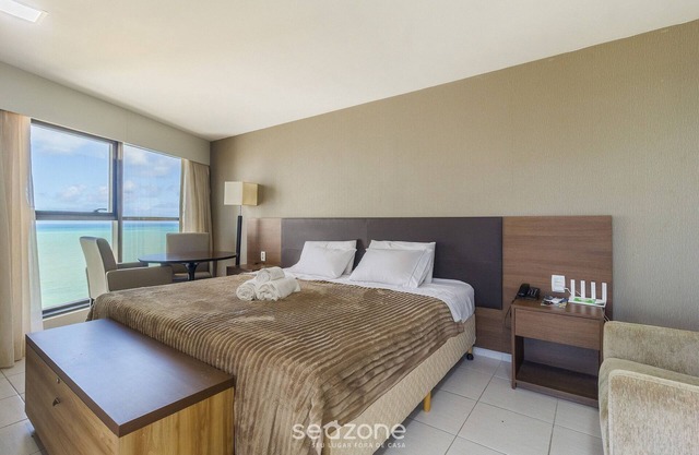 Estúdio Vista Mar cond. c/acad. em Recife BCI1603