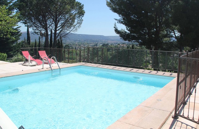 Exceptional, quiet, swimming pool, country of Pagnol, between Aix and Cassis