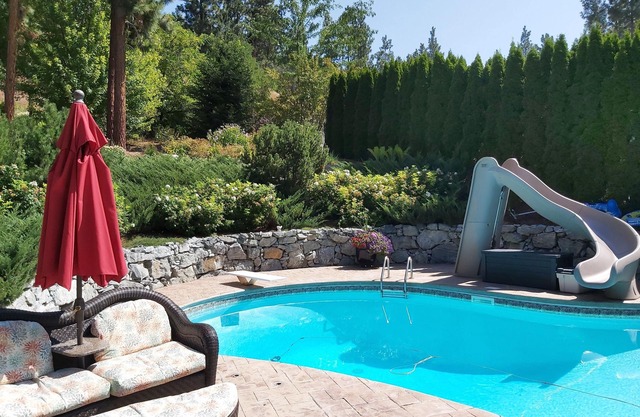 Executive Style Home - Garden of Eating Resort - Ideal for Family and Friends