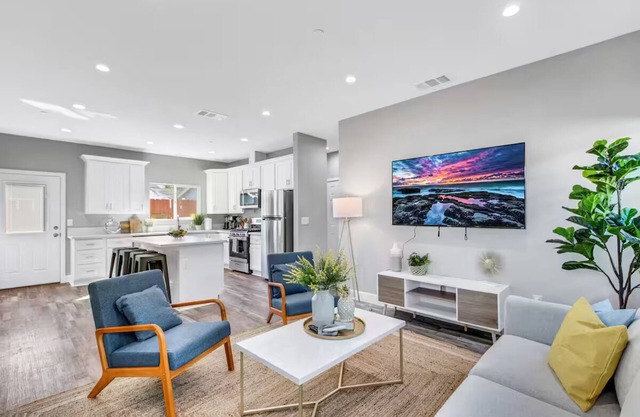 Exquisite Haven: Brand New House Near Disneyland