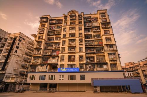 FabHotel Amber Corp Inn - Nr NESCO Exhibition Center