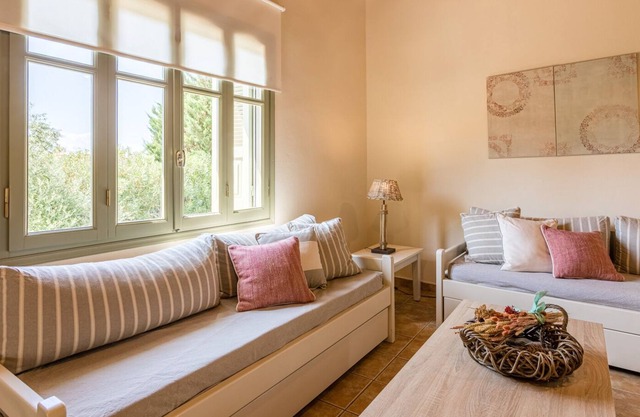 FAMILY STONE VILLA 4 - Villas Lithos, Stoupa Mani, Lekftro, West Mani