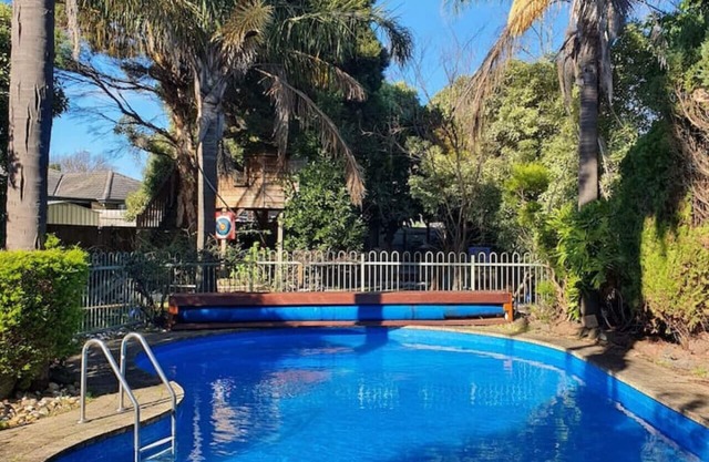 FamParadise: Pool, Cabin, Garden, Peace & More !