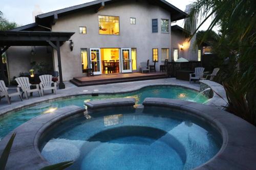 Fantastic 5 Bedroom 4 bath home with new Pool & Jacuzzi