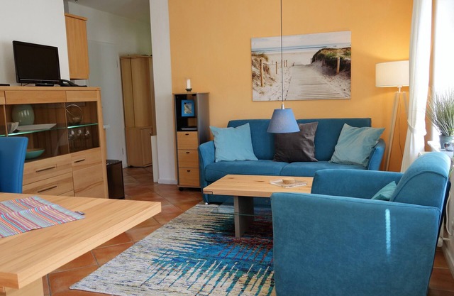 Feel-good living at the lake, 2-4 people, terrace, heated winter garden