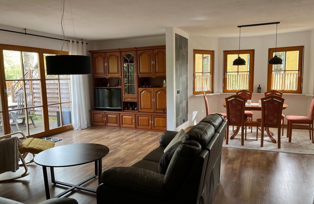 Ferienwohnung im Erdgeschoss - Ferienwohnung Unter den Linden