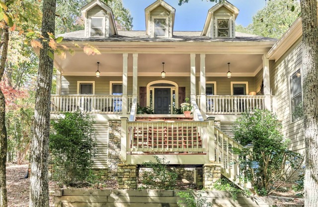 Firefly Landing - Relax in style in Big Canoe!