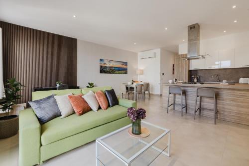 Fl 1 Thelodge - Charming Retreat By Homely