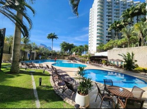 Flat Praia Barra VISTA MAR Resort Urbano Posto 4