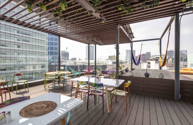 FlowSuites WTC