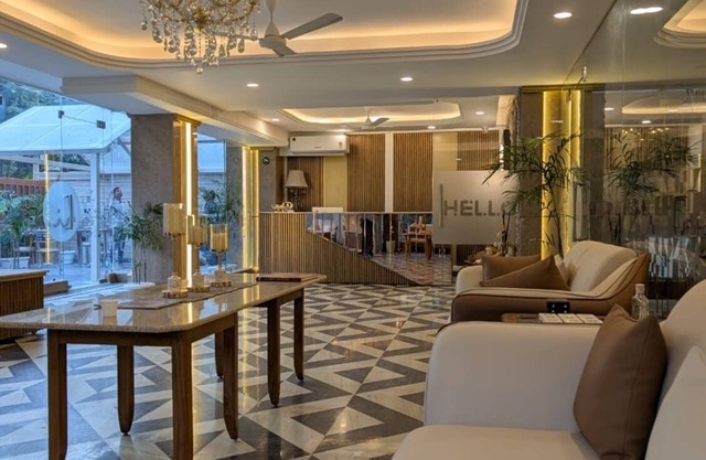 FlxHo Horizon ONE - Luxury Hotel & Residences DLF 5 Golf Course Road