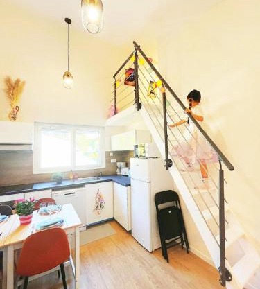 FLYHOME en mezzanine pour famille - 8 min à pied de Gare - Mi Disney & Paris