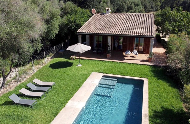 Fonts Ufanes - Two Bedroom Villa, Sleeps 4