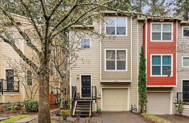 Furnished Short-term Townhome in Amberglen of Beaverton